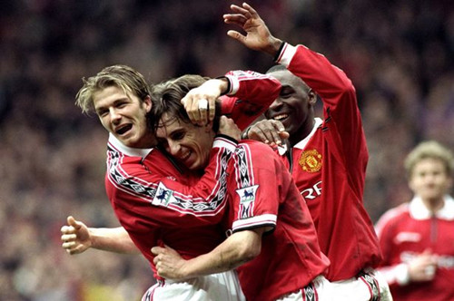 现代足球俱 现代足球俱